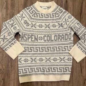 Abercrombie and Fitch Aspen Colorado Gray and Cream Sweater